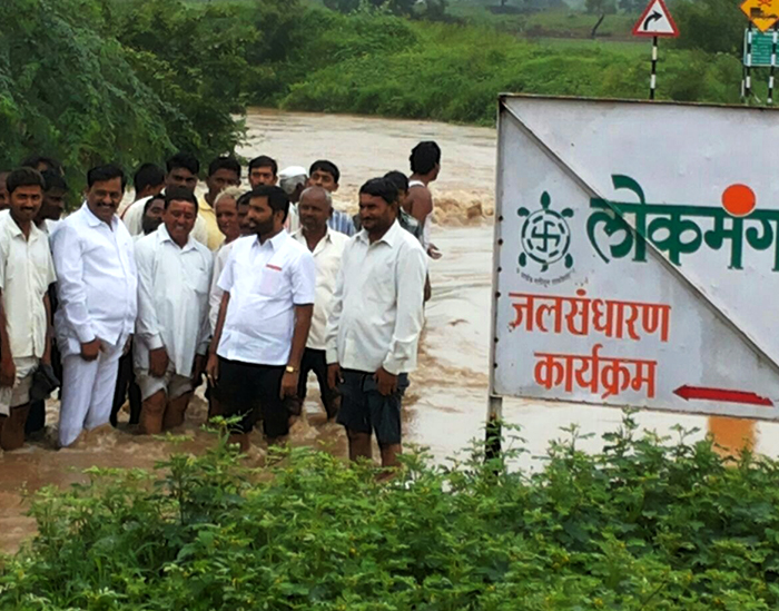 सीना व भीमा कालव्यांचे सिंचन आवर्तन वेळेवर सोडण्यासाठी आमदार सुभाष देशमुखांचे जलसंपदा विभागाला कडक निर्देश