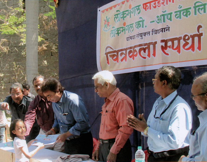 महिला आर्थिक सक्षमीकरणासाठी 'लोकमंगल उद्योगिनी प्रदर्शन व विक्री मेळावा': बचत गटांच्या उत्पादनांना हक्काची बाजारपेठ